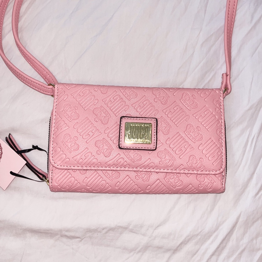 ‼️SOLD‼️Juicy Couture Wallet Crossbody